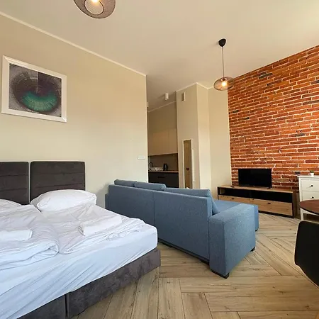 Piekny Apartament W Zabytkowej Kamienicy-3